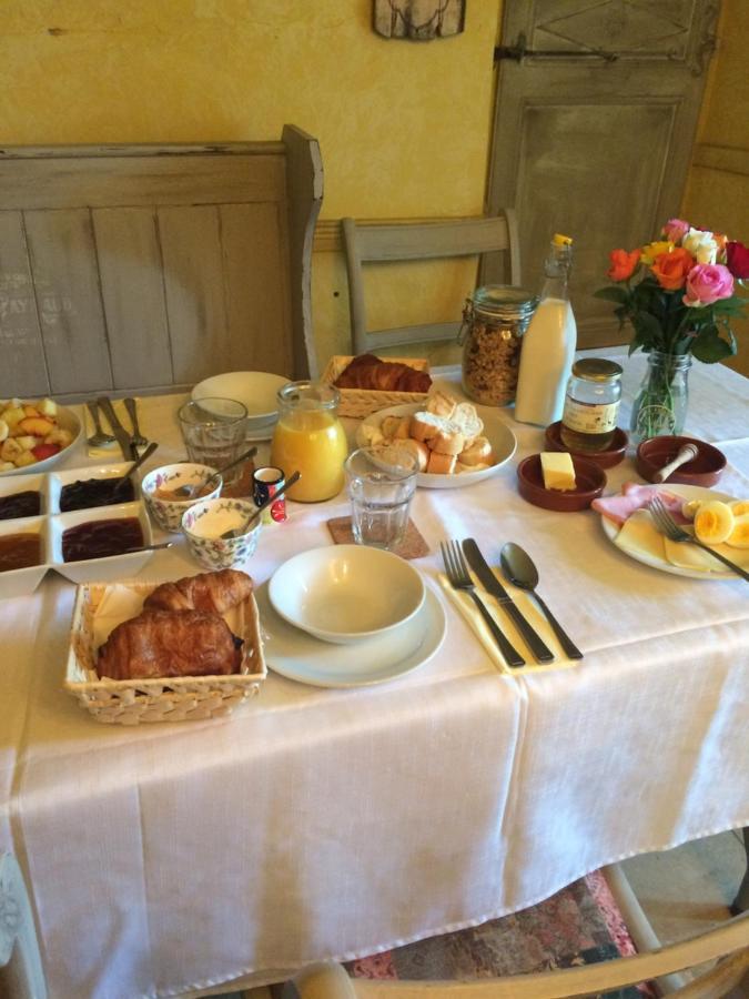 Les Deux Rives Bed & Breakfast Cierp Eksteriør bilde