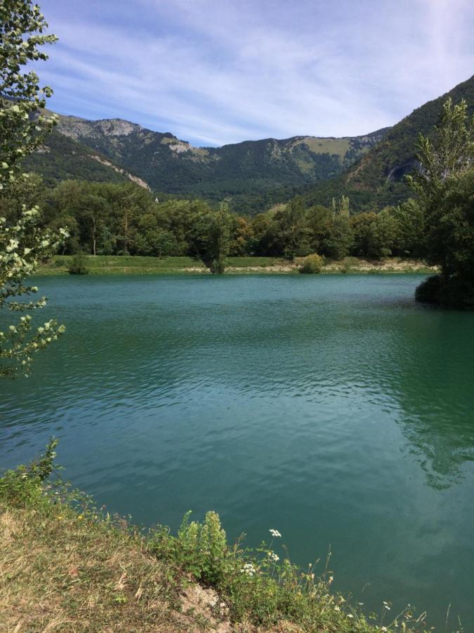 Les Deux Rives Bed & Breakfast Cierp Eksteriør bilde