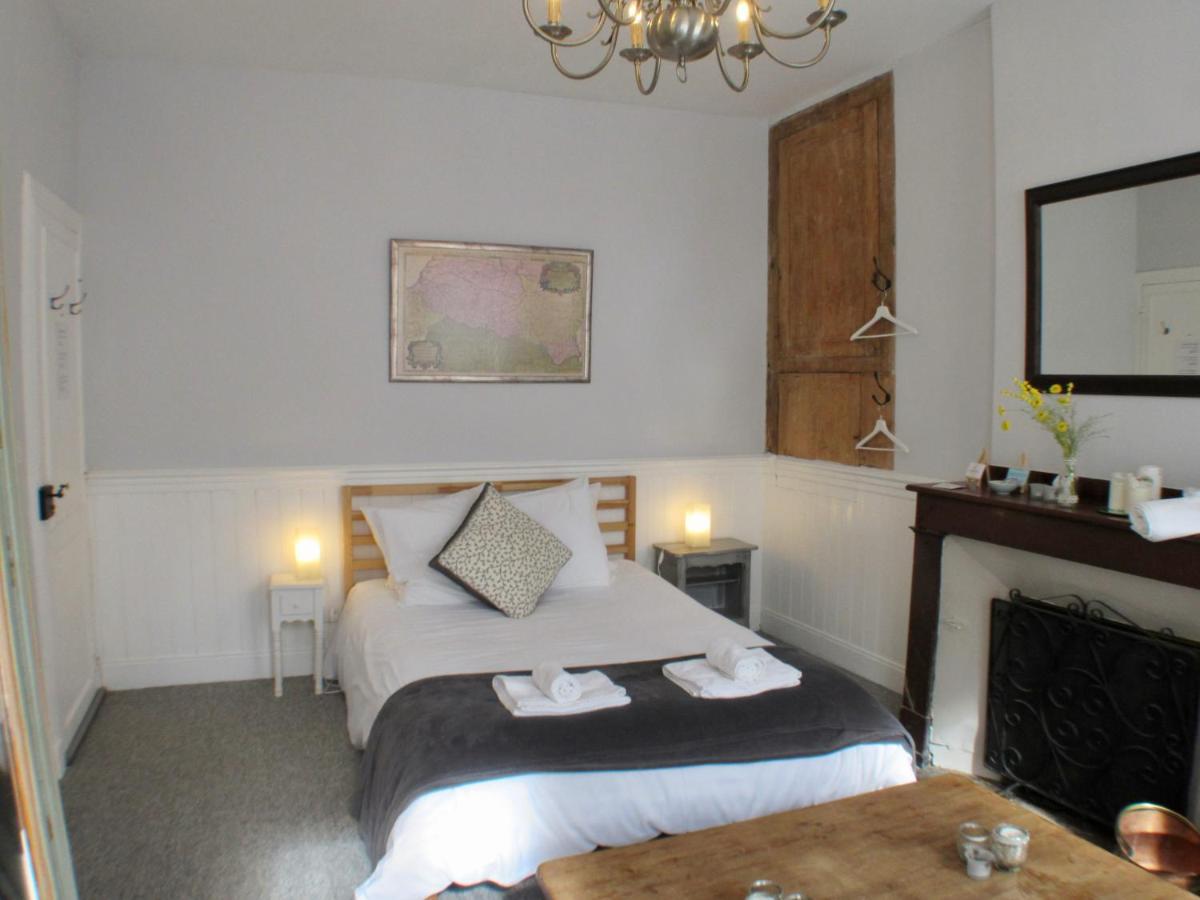 Les Deux Rives Bed & Breakfast Cierp Eksteriør bilde